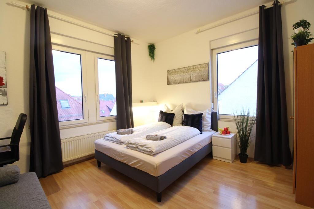 Appartements Downtown Apartments Ulm - im Herzen von Ulm & komfortable Boxspringbetten 21 Syrlinstraße 89073 Ulm