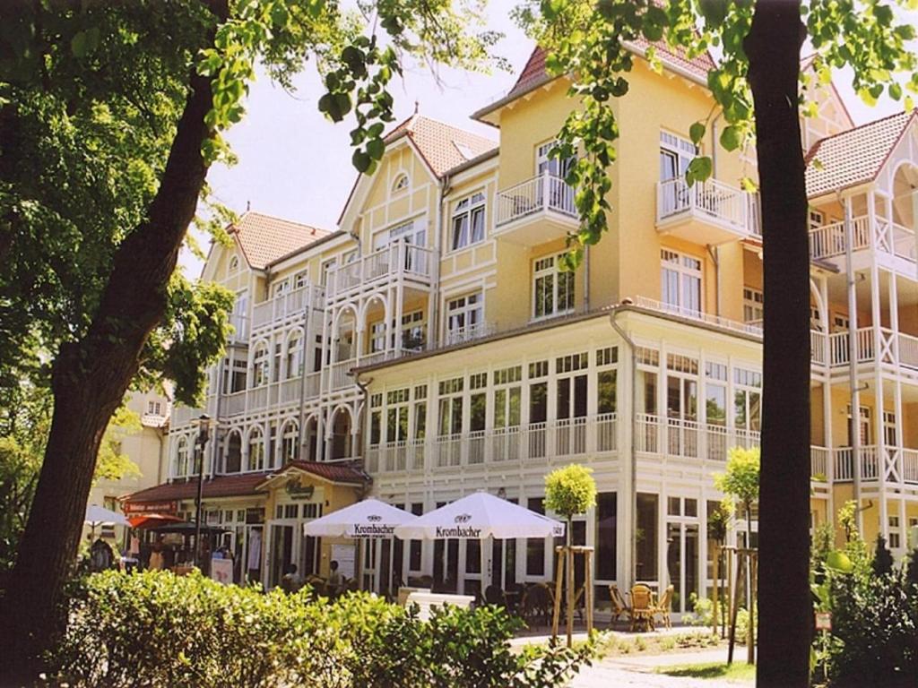 Appartements Dünenschloss Ostseeallee 36-37 18225 Kühlungsborn