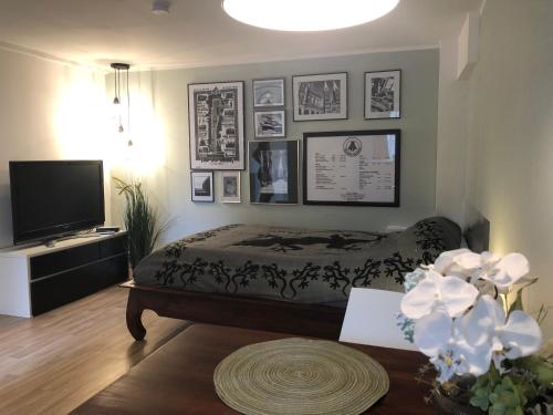 East Village No. 5