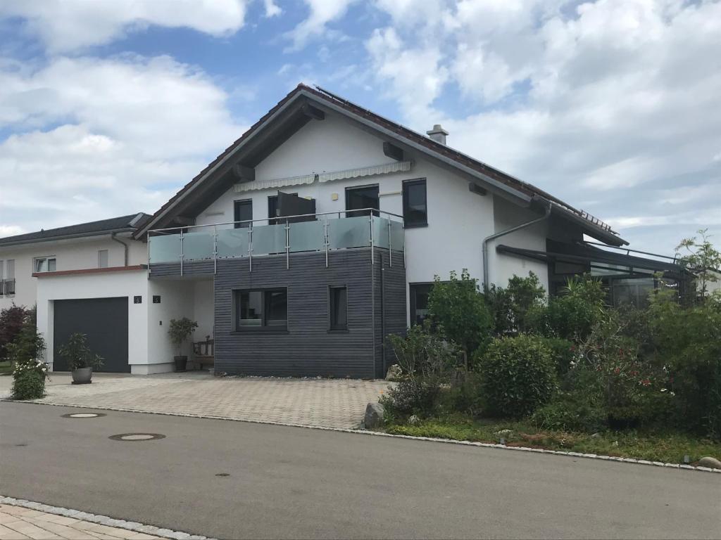 Appartements Eistobel und Felderhalde Am Krebsbach 5 88316 Isny im Allgäu