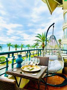 Appartements Endless Stunning Mediterranean Sea Views Promenade Des Anglais 53, Promenade Des Anglais 06000 Nice Provence-Alpes-Côte d\'Azur