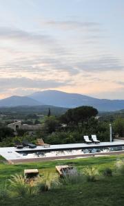 Ermitage Crestet (Ventoux - Provence)