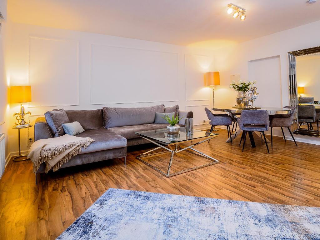 Appartements Exklusives und gemütliches Apartment in Krefeld + NETFLIX 52 Gartenstraße 47798 Krefeld