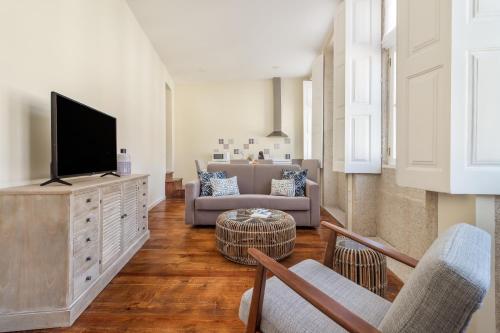 FAISAMA • Porto Apartments