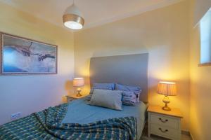 Faro Airport Flats by Homing