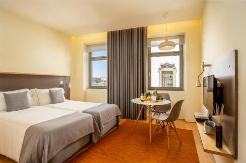 Feel Porto Codeçal Apartments