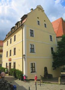 Appartements Ferienapartments Alte Knabenschule Obere Burgstraße 14 01796 Pirna Saxe