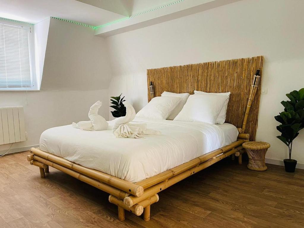 Feriendomizil & Weingut Roussel mit Restaurant \ 54470 Bernkastel-Kues