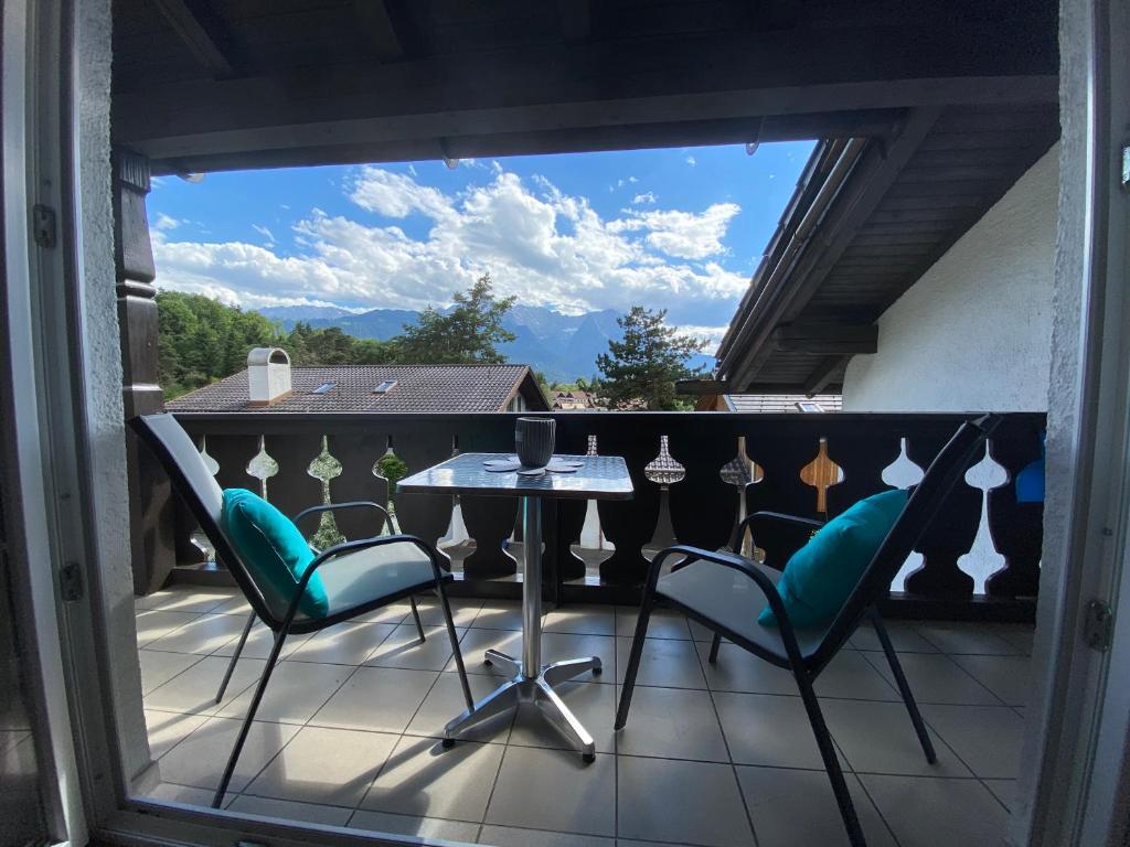 Appartements Ferienhaus Alpenjuwel 9 Föhrenweg 82467 Garmisch-Partenkirchen