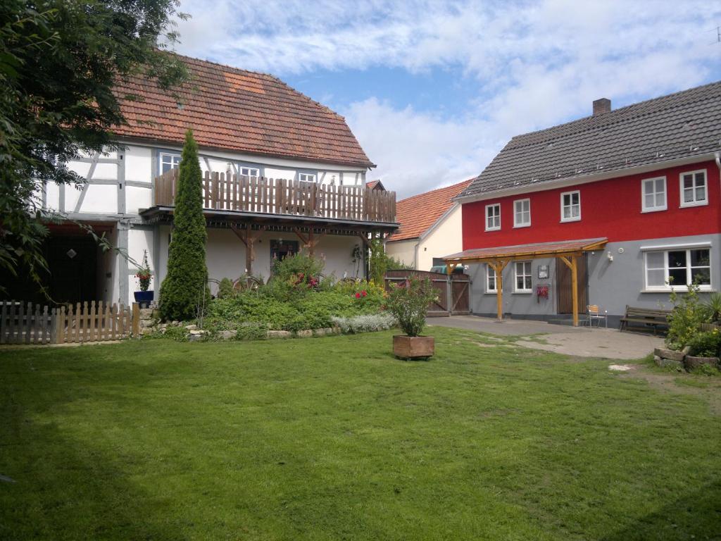 Appartements Ferienhaus am Eisgraben St.-Georg-Str. 17 97647 Hausen