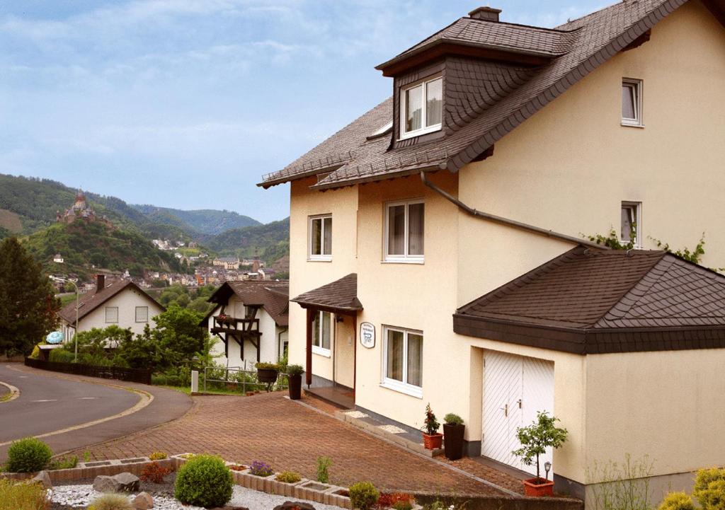 Appartements Ferienhaus Am Reilsbach Am Reilsbach 25 56812 Cochem