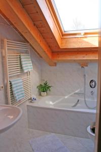 Appartements Ferienhaus am Römerweg Elmauer Weg 14 82493 Klais Bavière