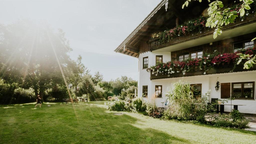 Ferienhaus Bauer in Piding Untersbergstr. 21, 83451 Piding