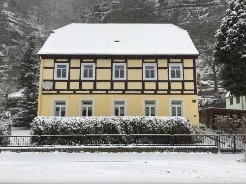 Ferienhaus Elbufer 83