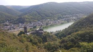 Appartements Ferienhaus Leopold mit Mosel- und Burgblick 43 Schulstraße 56332 Burgen Rhénanie-Palatinat