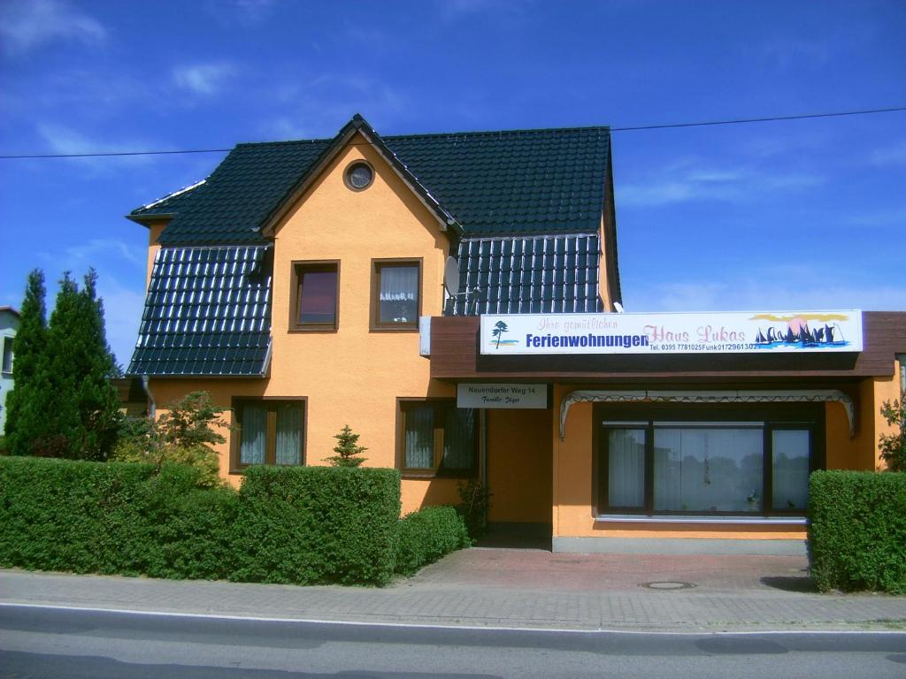 Ferienhaus Lukas Neuendorfer Weg 14, 17454 Zinnowitz