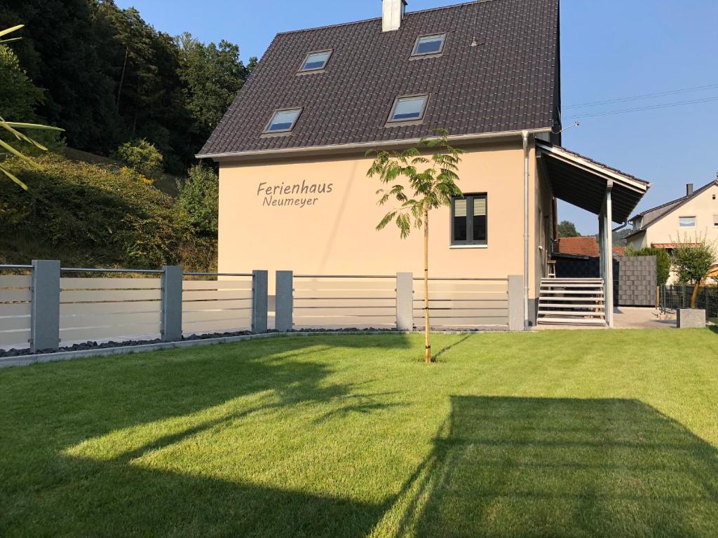 Ferienhaus Neumeyer 21 Gebüger Straße, 66996 Schönau