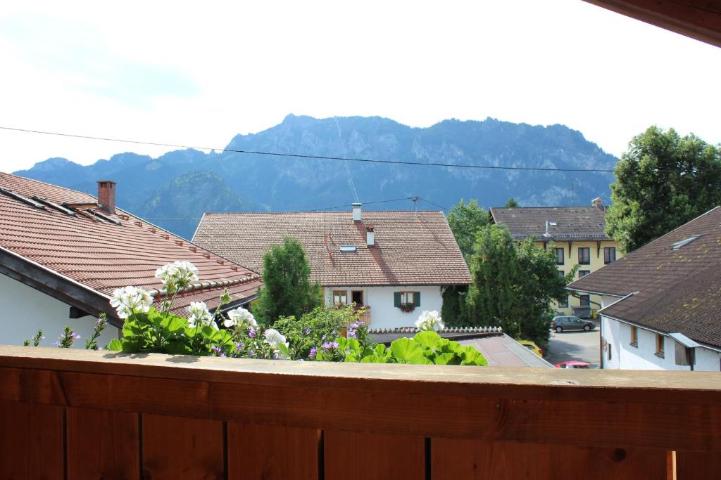 Appartements Ferienhaus Pfeiffer 4A Mitteldorf 87645 Schwangau