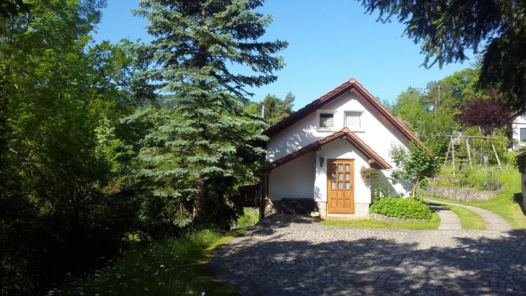 Ferienhaus \ Altes Gehege 13, 07318 Saalfeld