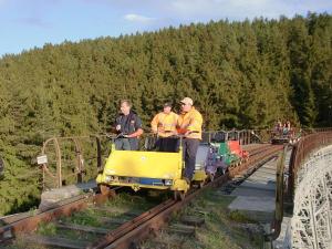 Appartements Ferienhof \ 2 Alte Försterei 07389 Knau Thuringe