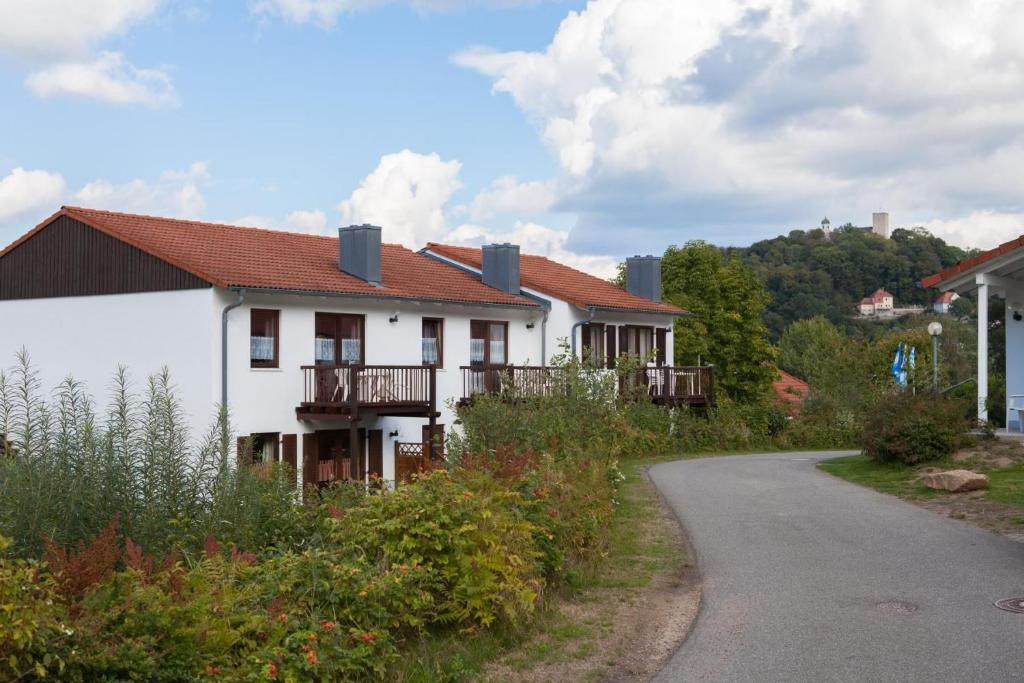 Ferienpark im schönen Falkenstein 2 Badstraße 1-5, 93167 Falkenstein