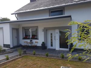 Appartements Ferienwohnung 2 Haus Talblick 5 Talstraße Haus Talblick 56812 Valwig Rhénanie-Palatinat