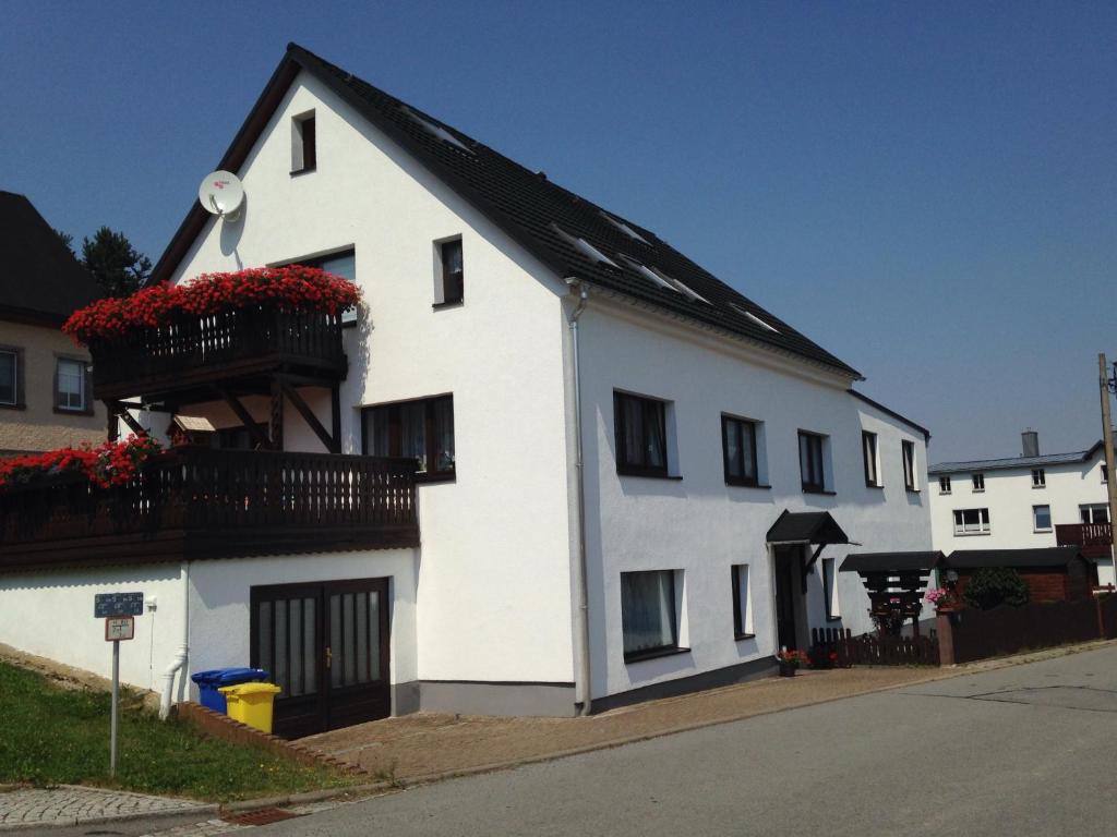 Ferienwohnung Auris Dorfstraße 68, 09465 Cranzahl