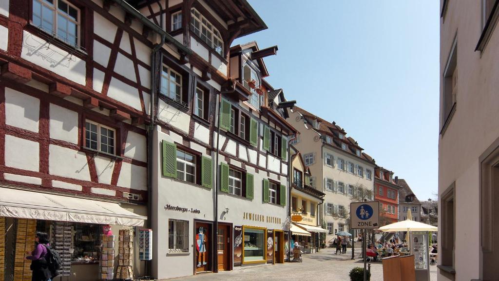 Appartements Ferienwohnung Braun 3 Schloßplatz 88709 Meersburg