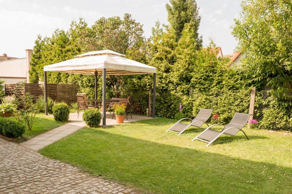 Appartements Ferienwohnung Dahlenwarsleben Peterstraße 8 39326 Dahlenwarsleben