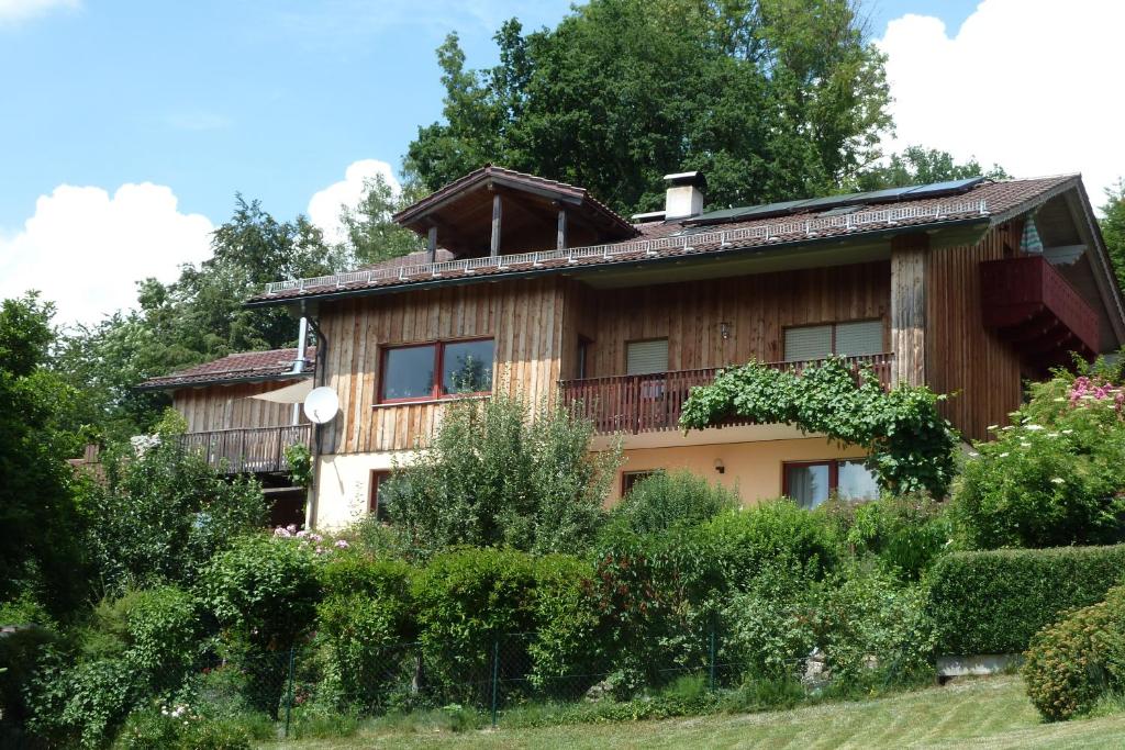 Appartements Ferienwohnung Degner 2 Im Klebsteiner Feld 94513 Schönberg