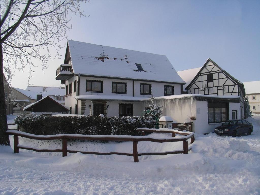 Ferienwohnung Freund Unterdorf 119, 99439 Weimar