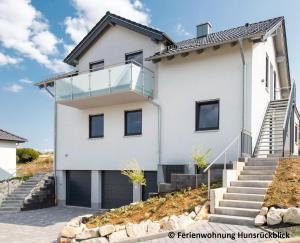 Appartements Ferienwohnung / Haus Hunsrückblick 1 Im Herrengarten 55606 Hochstetten-Dhaun Rhénanie-Palatinat