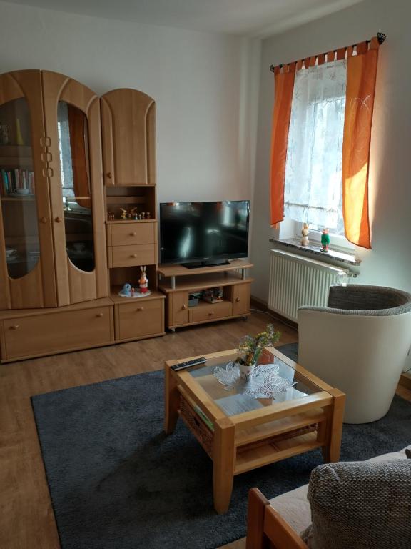 Appartements Ferienwohnung im Erzgebirge in Gelenau 11 Straße der Einheit 09423 Gelenau