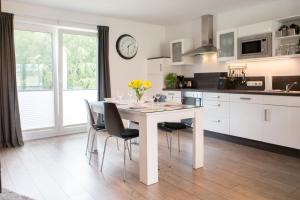Ferienwohnung Küstenwaldblick mit privat Sauna, 87qm & 2 Schlafzimmern