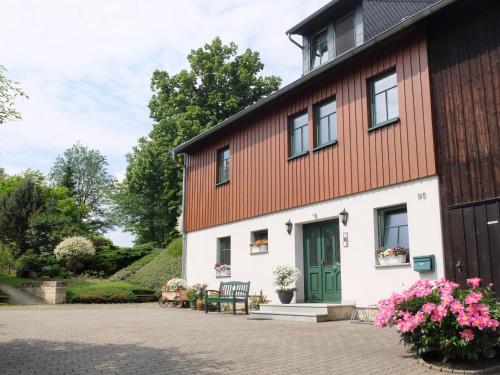 Ferienwohnung May