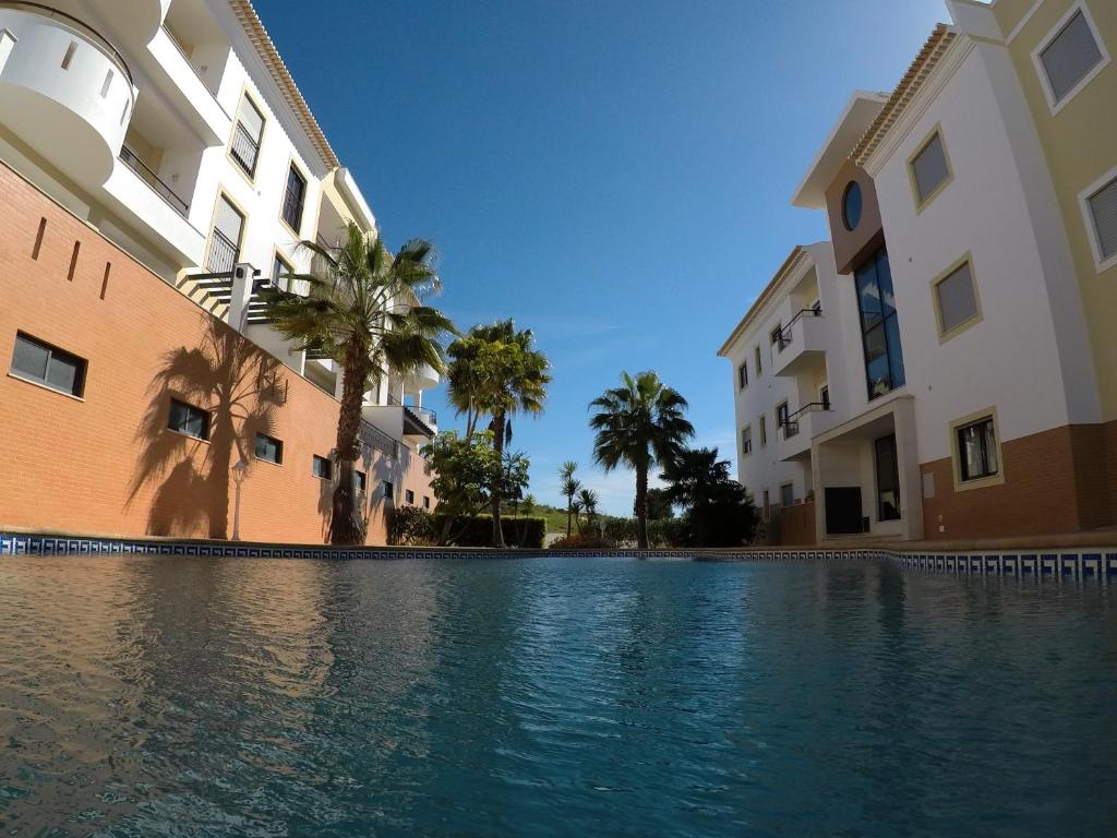 Ferienwohnung mit Pool - Meia Praia Rua Antonio Gedeao Lt3 Bl2 AppC1, 8600-315 Lagos