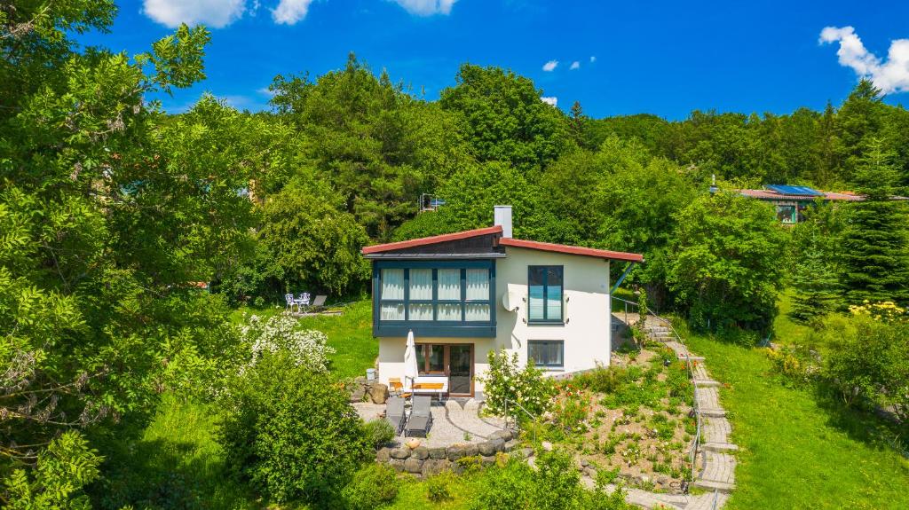 Ferienwohnung Rhönchalet und TBund Rhönblick 1, 97650 Fladungen