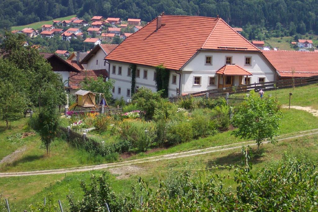 Ferienwohnung \ Eckertsreut 3, 94160 Ringelai