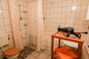 Appartements Ferienwohnung Schäfer Hohler Weg 2 34513 Dehringhausen Hesse