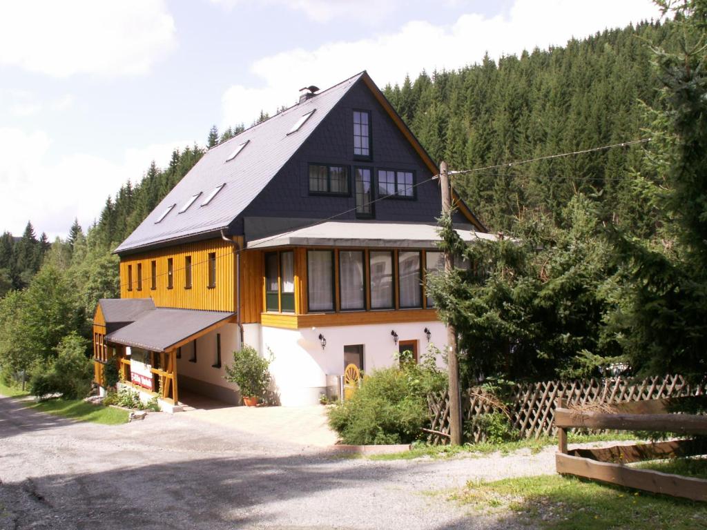 Ferienwohnung Sternkopf Kaffenbergweg 1, 08359 Breitenbrunn/Erzgeb.