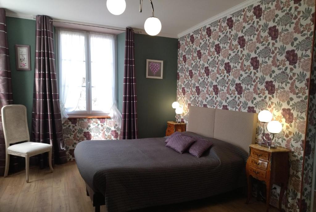 Ferienwohnung und Gästezimmer Iburgblick