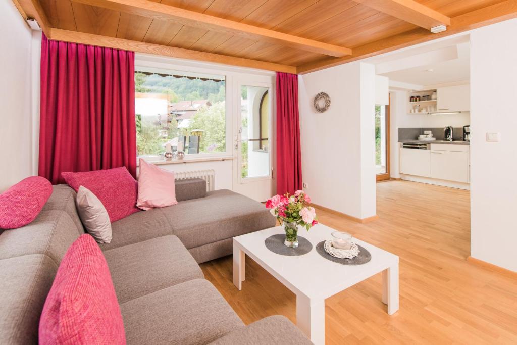 Appartements Ferienwohnungen Alpentraum - Haus Stefanz 48 Plattenbichlstraße 87561 Oberstdorf