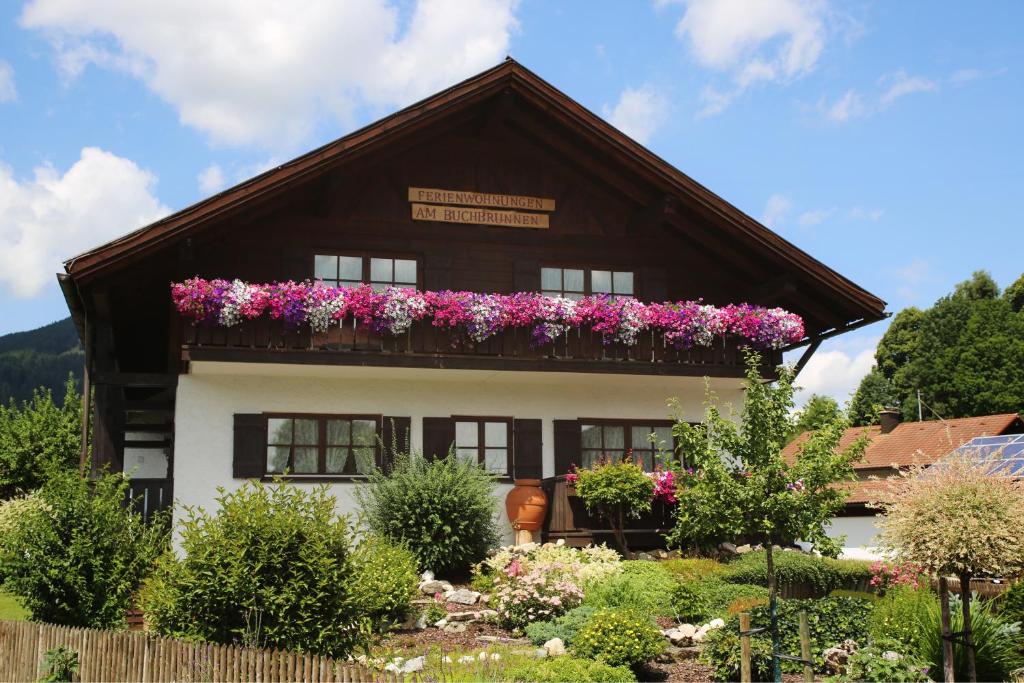 Appartements Ferienwohnungen am Buchbrunnen Buchbrunnenweg 1 87459 Pfronten