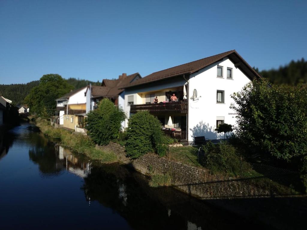 Ferienwohnungen An der Rodach Saunkel10, 96349 Steinwiesen