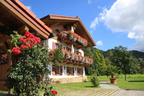 Ferienwohnungen Beim Hausbacher