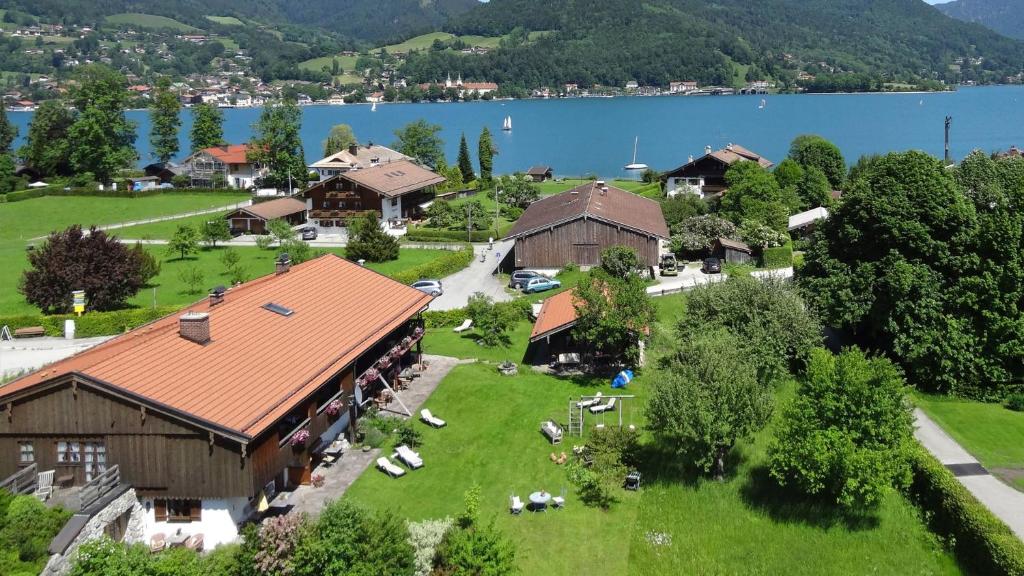 Ferienwohnungen Budererhof Ringbergstr. 48, 83707 Bad Wiessee