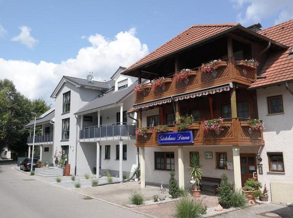 Appartements Ferienwohnungen Diana Hindenburgstraße 4 78315 Radolfzell am Bodensee