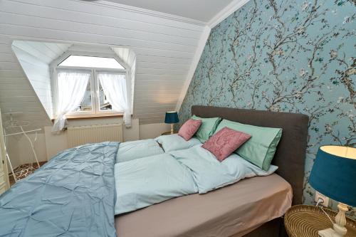 Ferienwohnungen Eifelstuben mit Charme - am See, nahe Burg