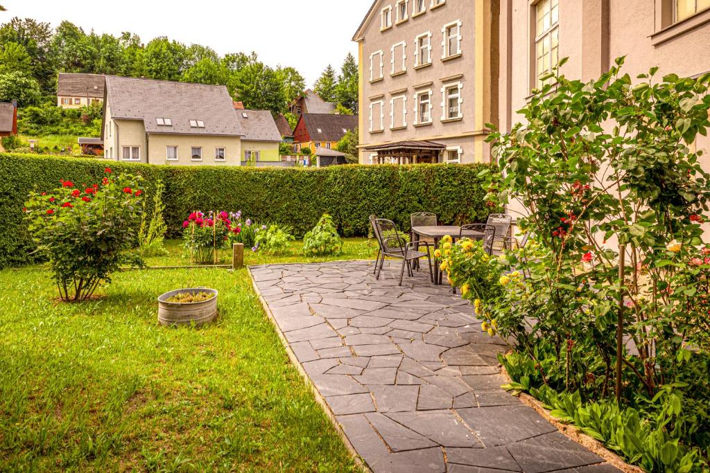 Ferienwohnungen Ender Blumenstr. 1, 01855 Sebnitz