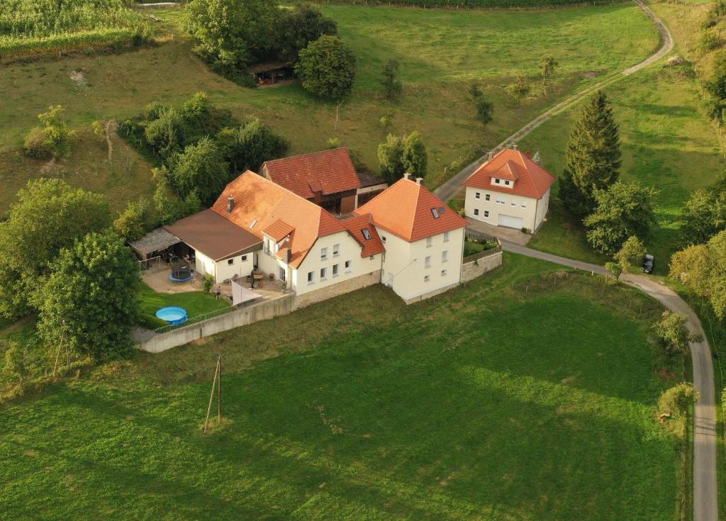 Appartements Ferienwohnungen Finkengrund Finkengrund 1 33142 Büren